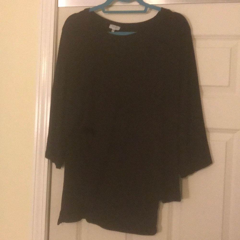 Flowy Tobi top